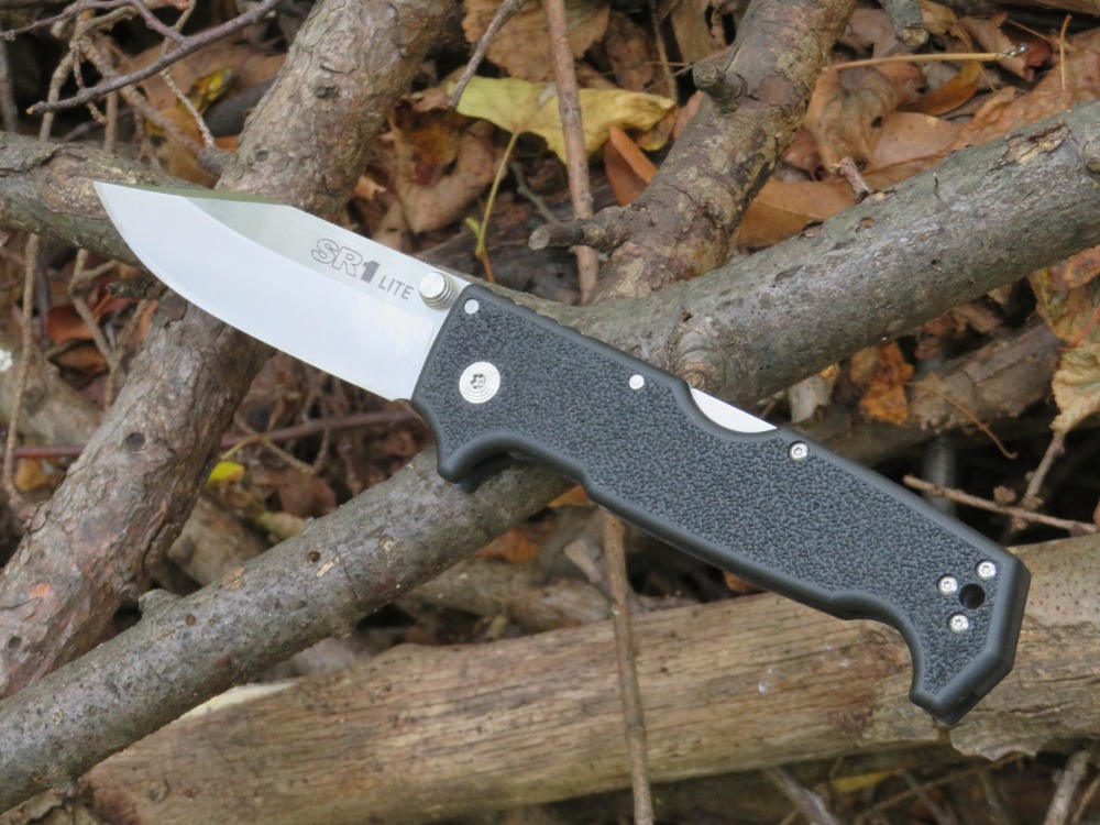 Celková délka zavíracího nože SR1 lite je 238 mm.
